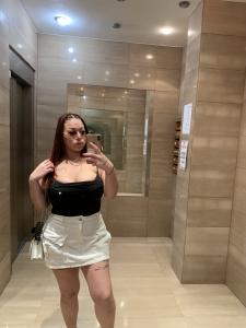 623524131: Chica busca chico en Barcelona