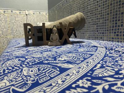 604866430: Chica busca chico en Madrid