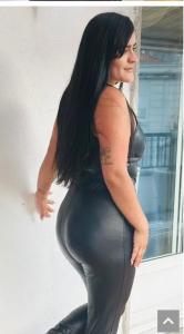 613443796: Chica busca chico en Pontevedra