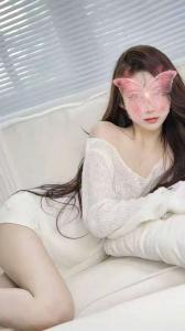 611390444: Chica busca chico en Madrid