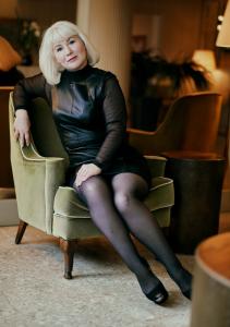 722323690: Chica busca chico en Gerona