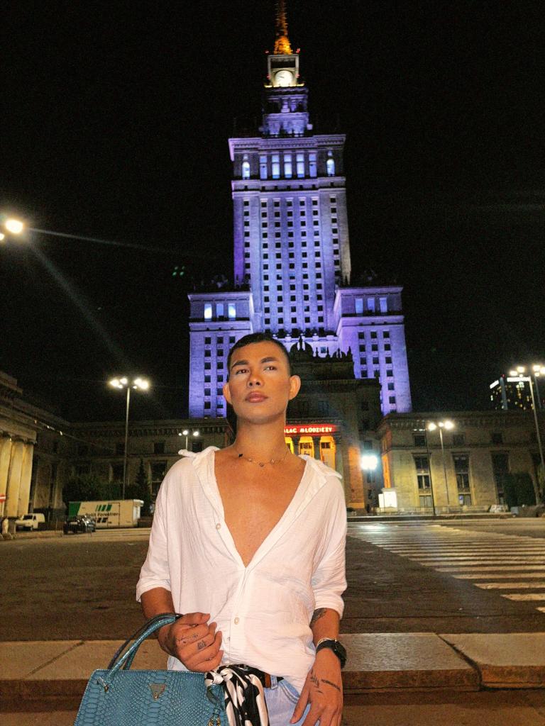 Chico busca chica en Almería: 