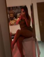650871921: Chica busca chico en Barcelona