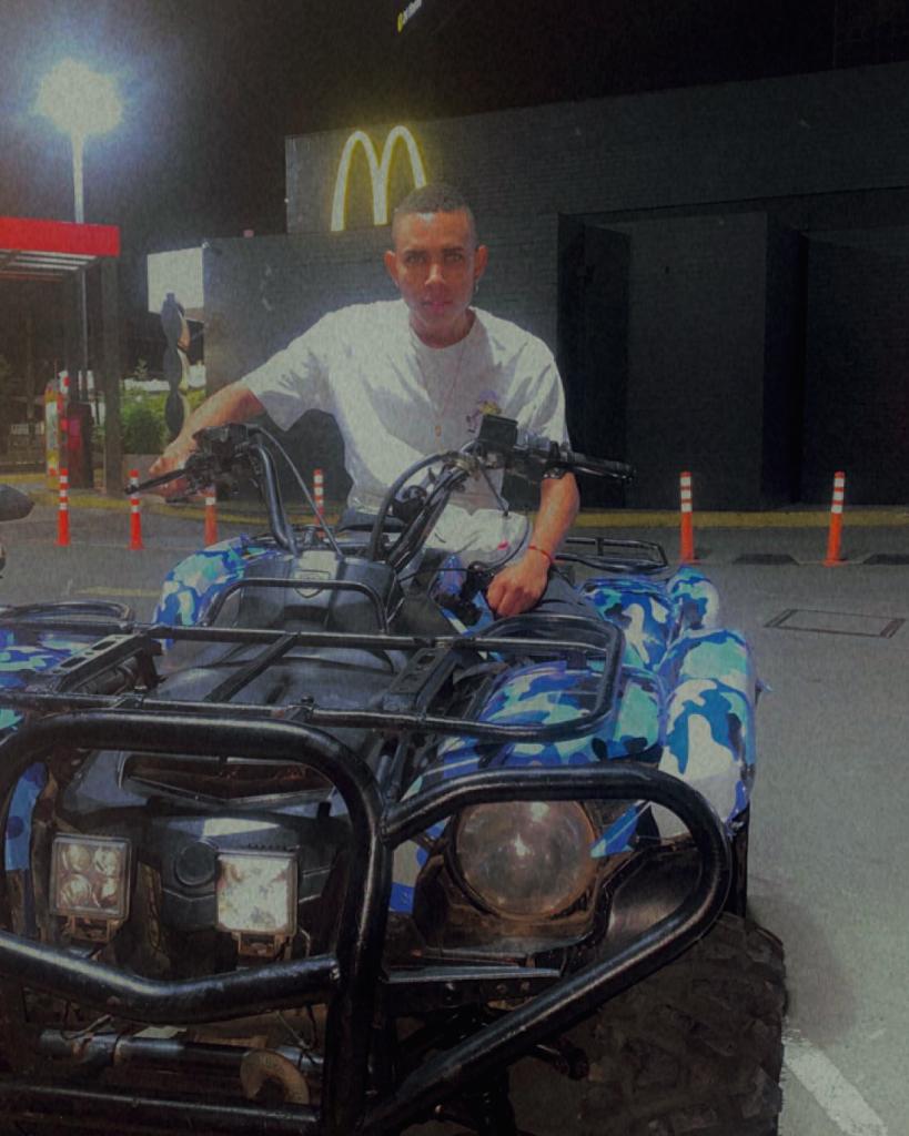 632436999: Chico busca chica en Mallorca