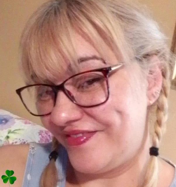 697737951: Chica busca chico en Murcia