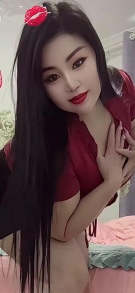 Chica busca chico en Gerona: Chica busca chico