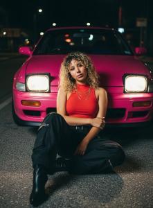 667559427: Chica busca chico en Barcelona