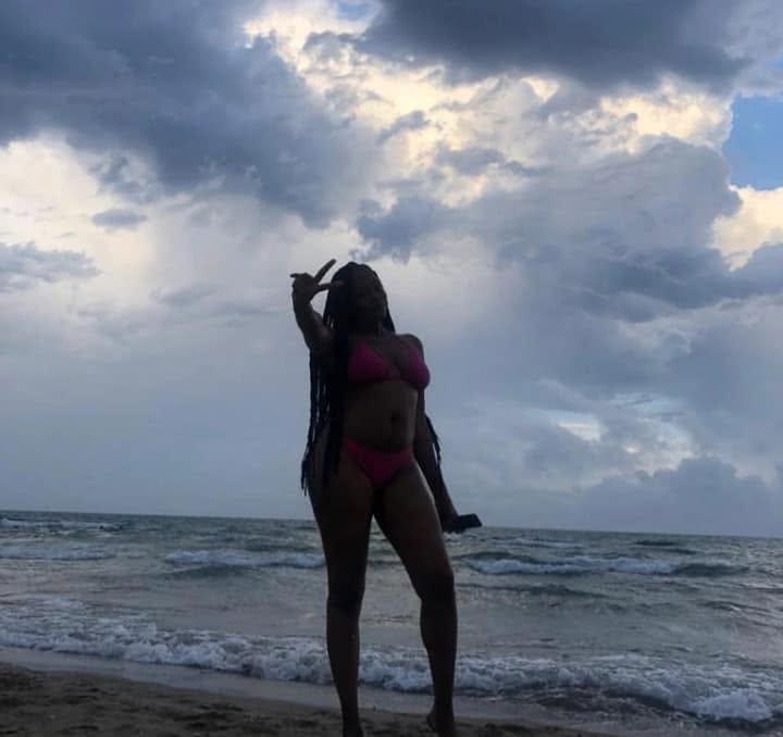 Chica busca chico en Alicante: 