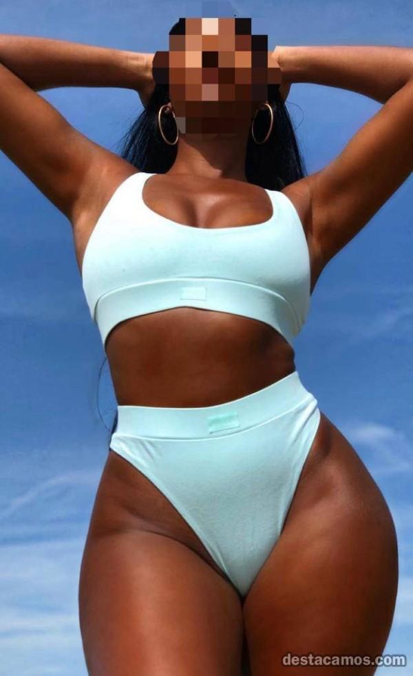 742057494: Chica busca chico en La Coruña