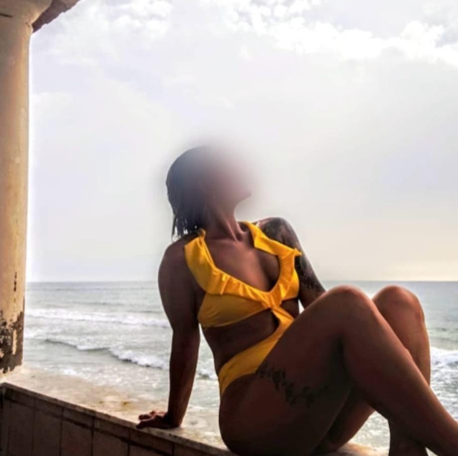 Chica busca chico en La Coruña: Chica busca chico