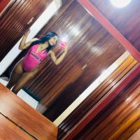 613686356: Chica busca chico en Almería