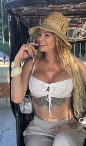 647697501: Transexual en Madrid