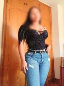 613609679: Chica busca chico en Barcelona