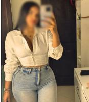 613609679: Chica busca chico en Barcelona