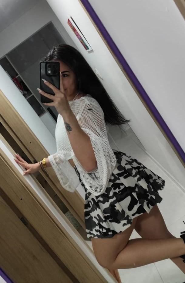 Chica busca chico en Ibiza: 