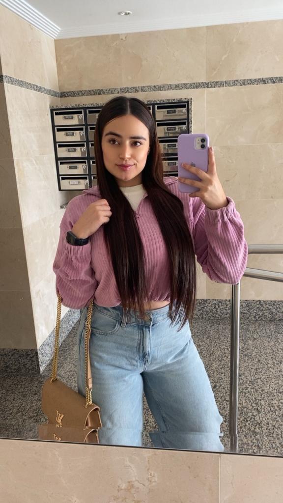 647163074: Chica busca chico en Málaga