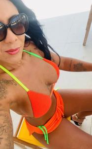 655230479: Chica busca chico en Sevilla