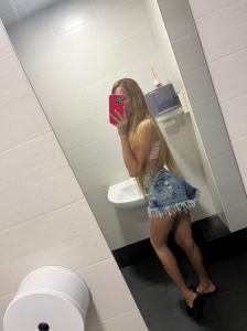 607522036: Chica busca chico en Granada