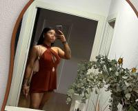 647046842: Chica busca chico en Málaga