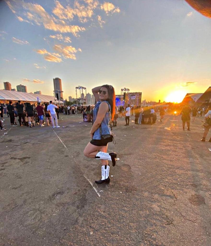 654307358: Travesti en Orense