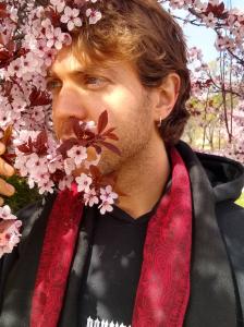 684797325: Chico busca chica en Barcelona