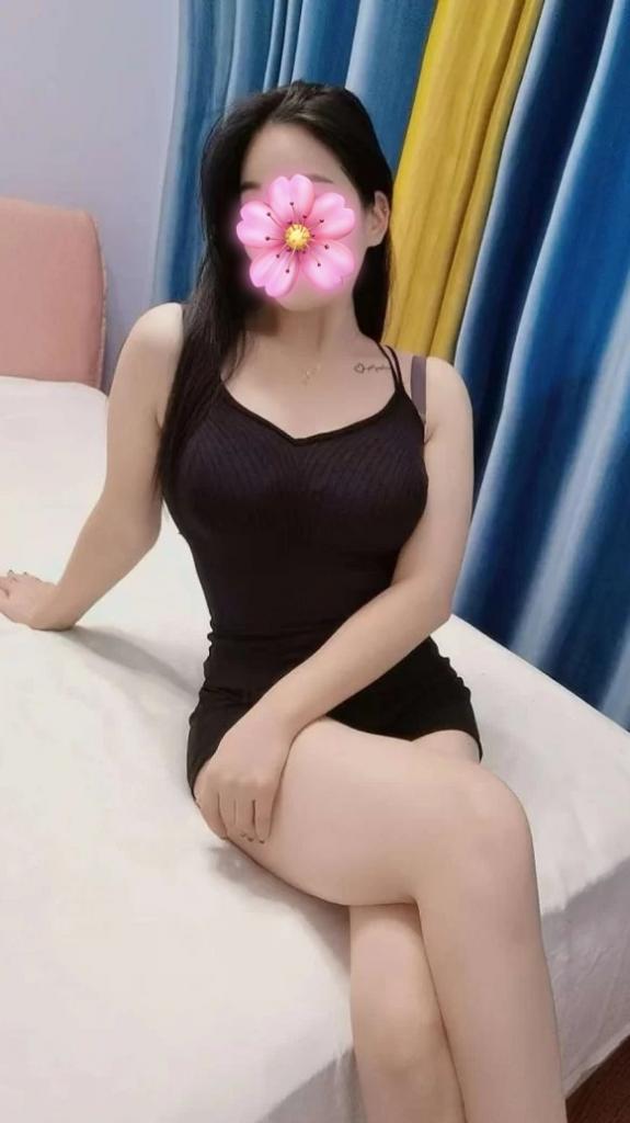 647599871: Chica busca chico en Valencia