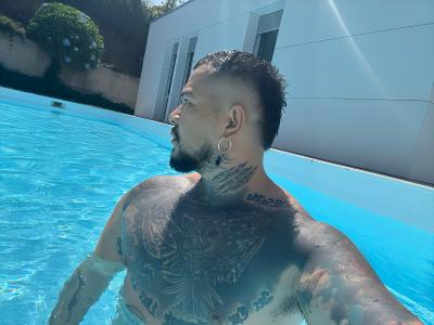 Chico busca chica en La Coruña: 