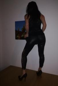 631147932: Chica busca chico en Barcelona
