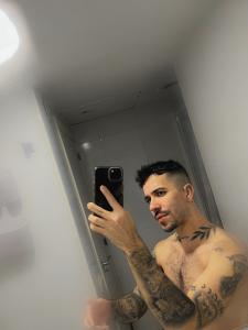 Chico busca chica en Valencia: 