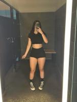 695153466: Chica busca chico en Barcelona