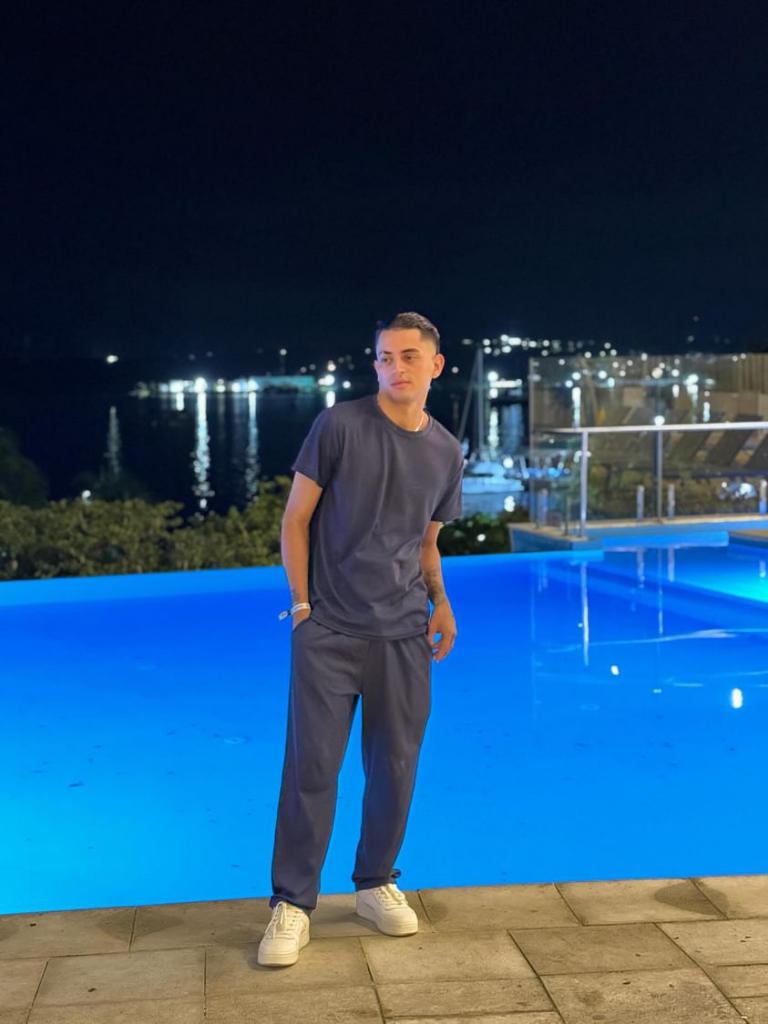 607905149: Chico busca chica en Zaragoza