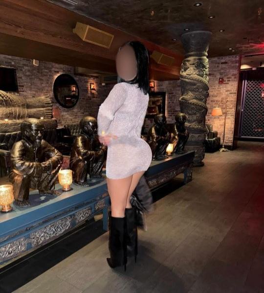 642506456: Chica busca chico en La Coruña