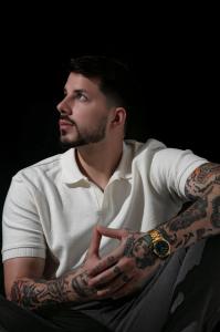 640262571: Chico busca chica en Barcelona