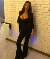 613209626: Chica busca chico en Madrid