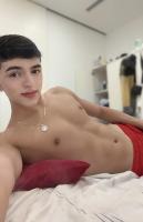 695313803: Chico busca chica en Barcelona