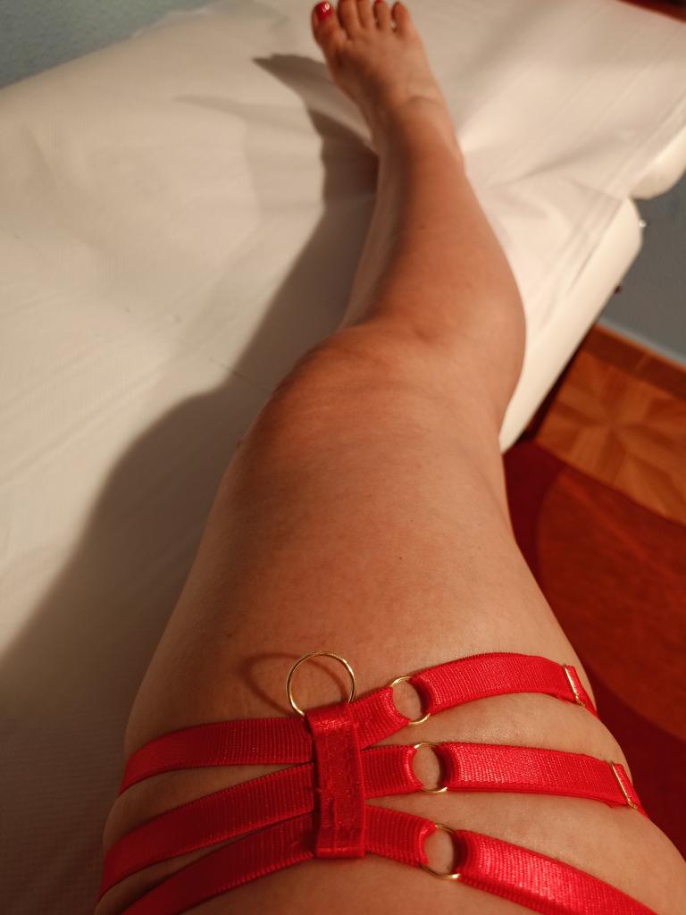 691181089: Chica busca chico en Almería