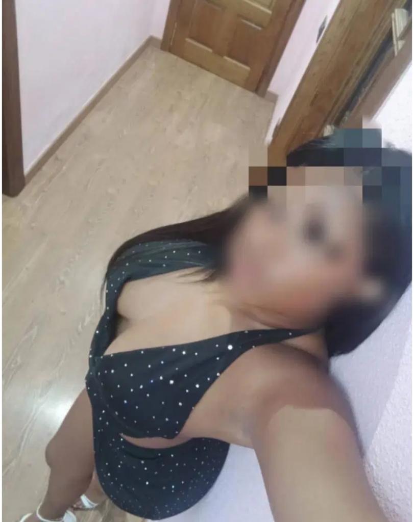 Chica busca chico en Murcia: 