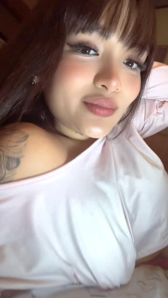 677432033: Transexual en Valencia