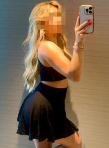 603216101: Chica busca chico en Barcelona