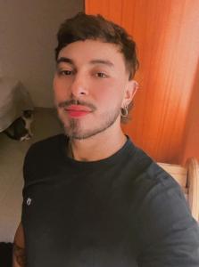 672044911: Chico busca chica en Guipúzcoa