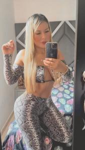 613300551: Chica busca chico en Ibiza