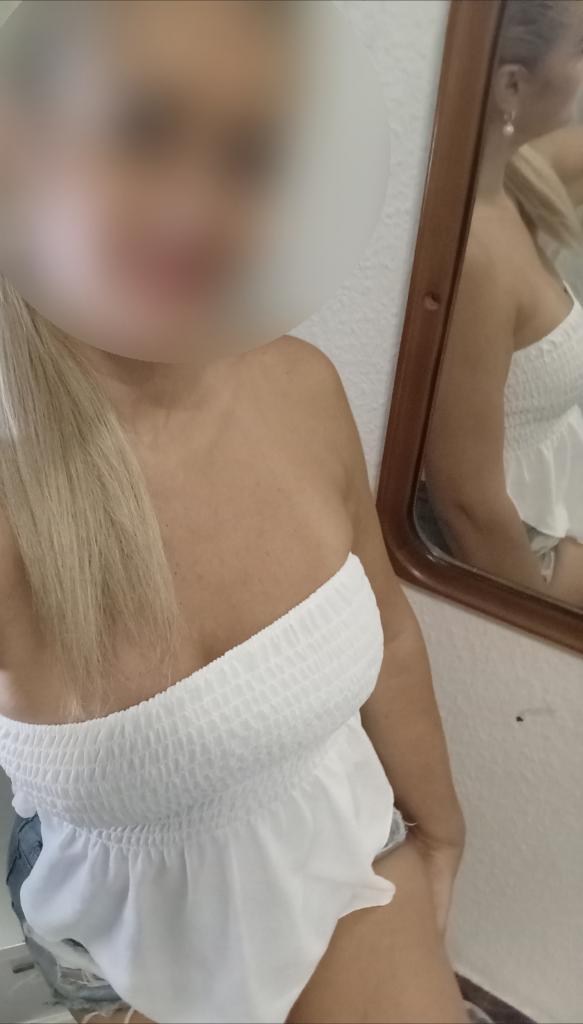 623374362: Chica busca chico en Murcia