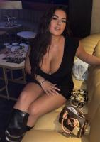 614890158: Chica busca chico en Málaga