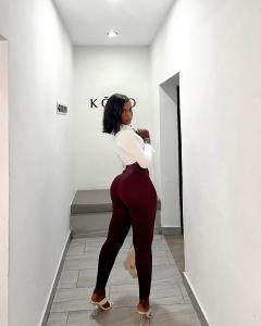 698943828: Chica busca chico en Lugo