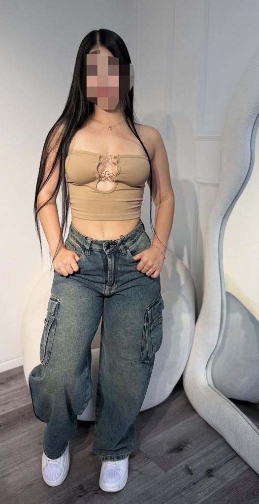 697934688: Chica busca chico en Guipúzcoa