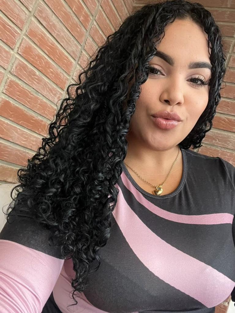 678671164: Chica busca chico en Granada