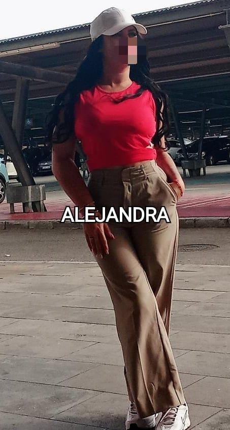 652392459: Chica busca chico en Cádiz