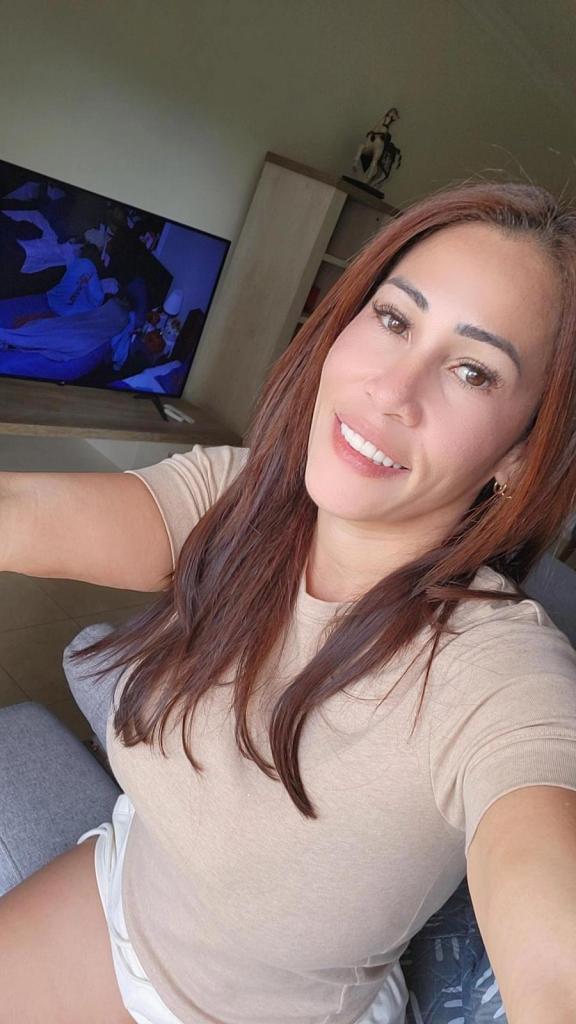 614819160: Chica busca chico en Tenerife