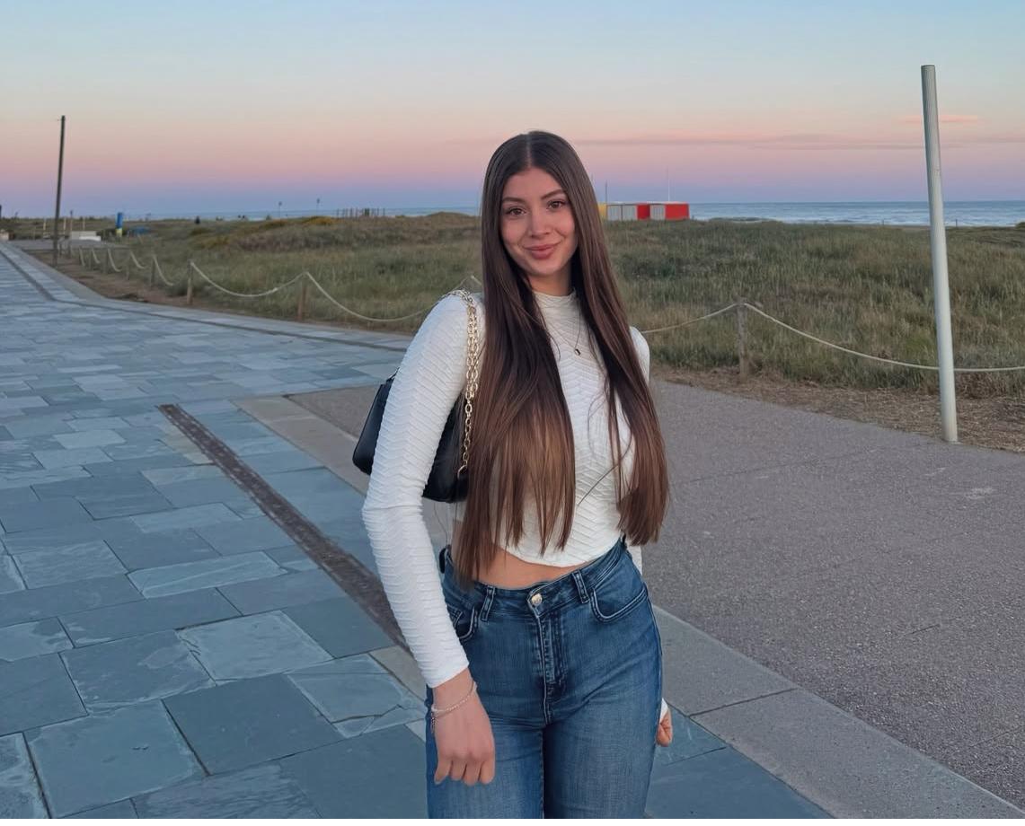 633701650: Chica busca chico en Madrid