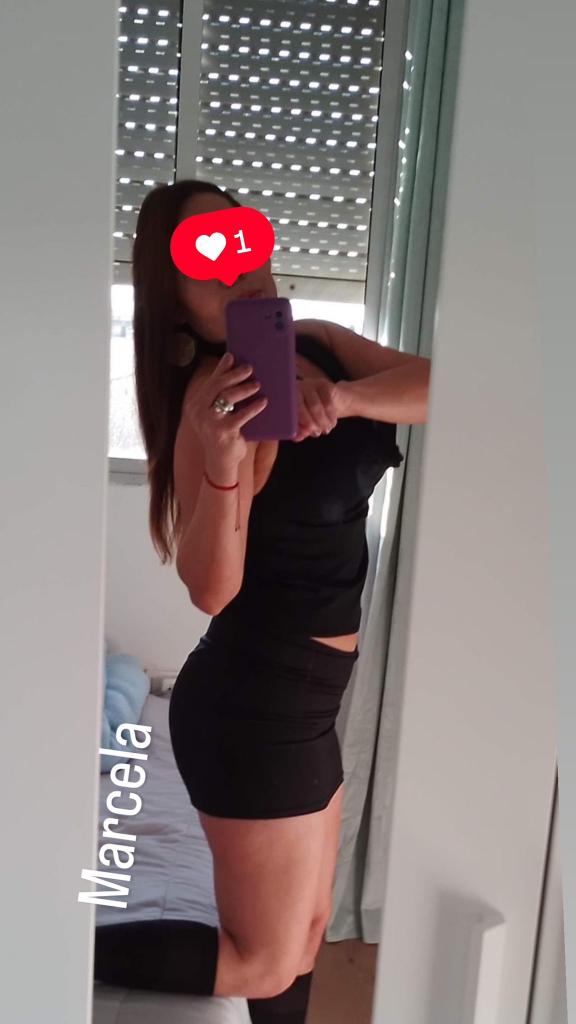 Chica busca chico en Cádiz: 